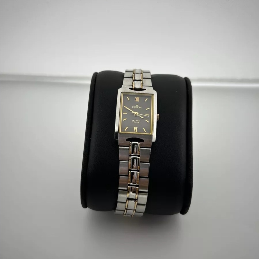 Ladies Croton Watch 18k Gold Equator Swiss Quartz Water Resistant #54